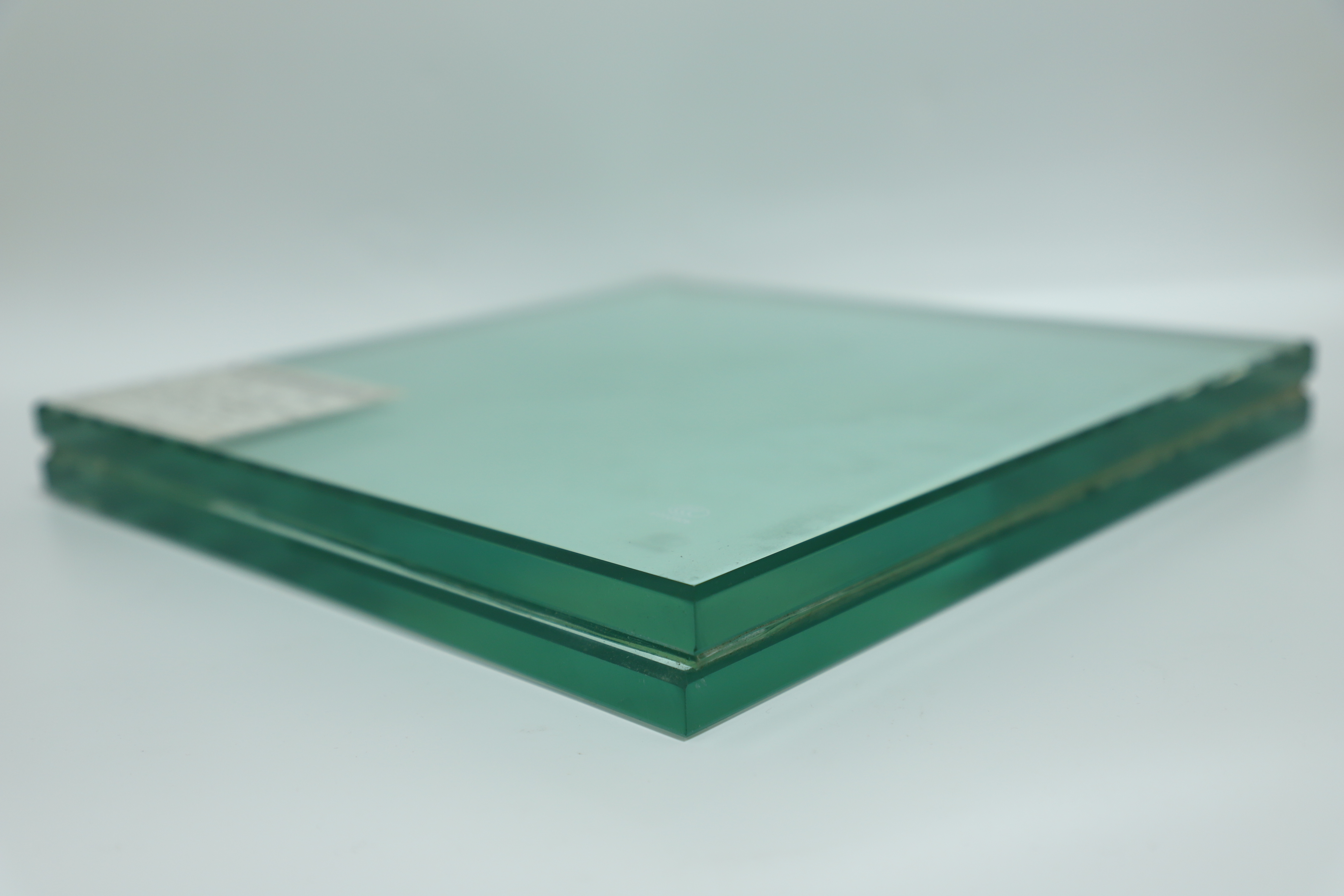 K&iacute;nh nhiều lớp