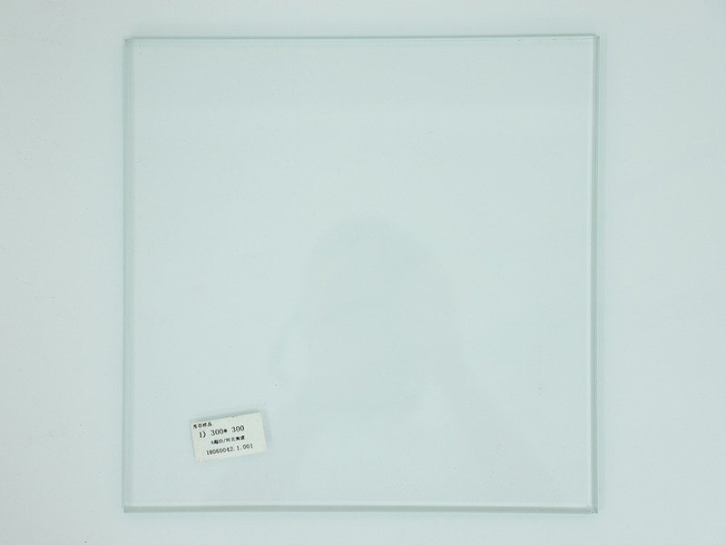 K&iacute;nh si&ecirc;u trong