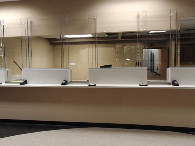 K&iacute;nh chống đạn9