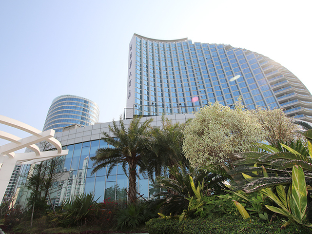 kh&aacute;ch sạn Furama